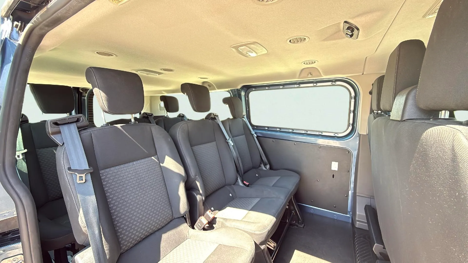 Ford Transit Custom Kombi FT 320 L2 Trend 2.0 EcoBlue - foto 22