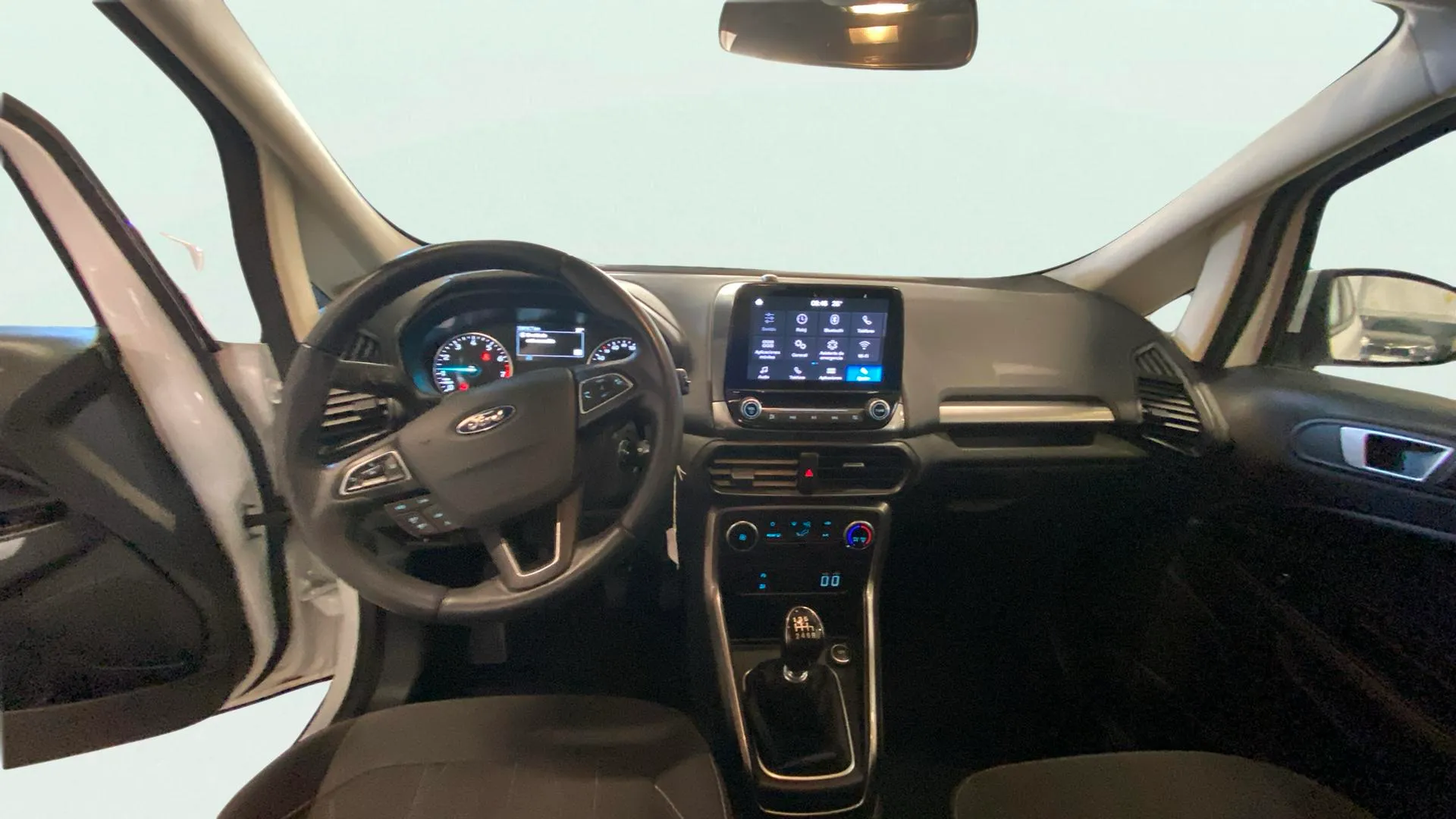 Ford EcoSport Trend - foto 9
