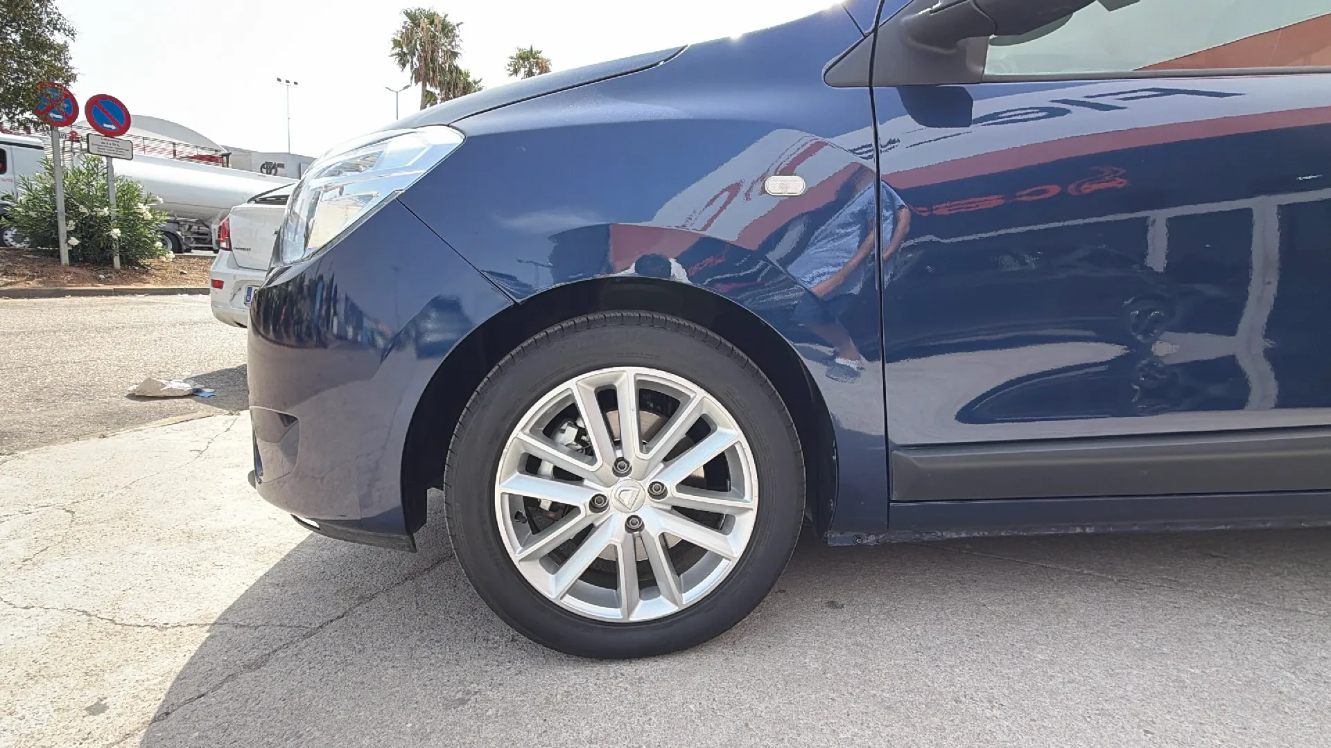 Dacia Lodgy Laureate TCe 7 plazas - foto 17