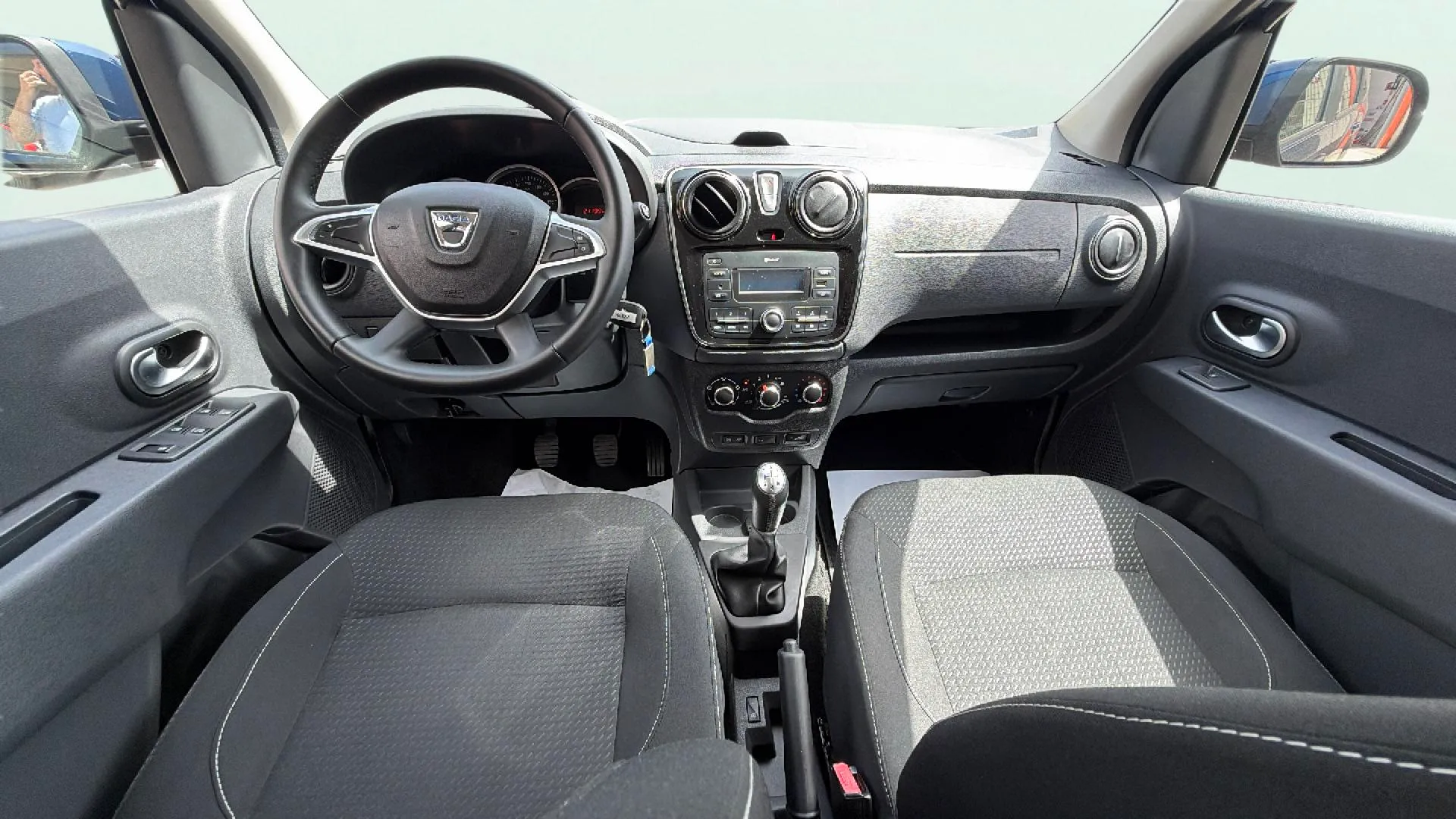 Dacia Lodgy Laureate TCe 7 plazas - foto 14