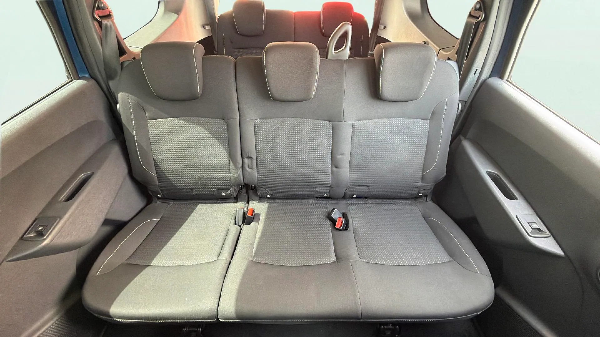 Dacia Lodgy Laureate TCe 7 plazas - foto 12