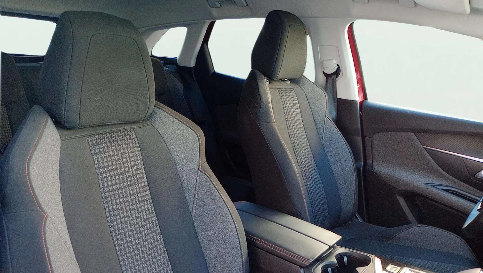 Peugeot 3008 1.2 PureTech Active EAT6 - foto 14