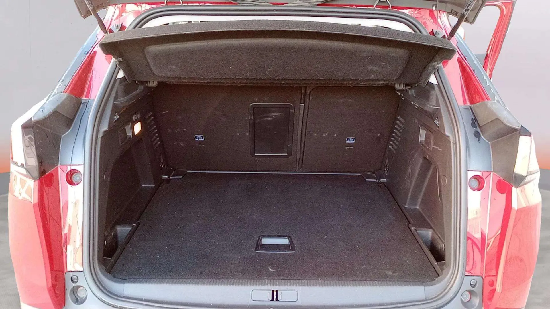 Peugeot 3008 1.2 PureTech Active EAT6 - foto 6