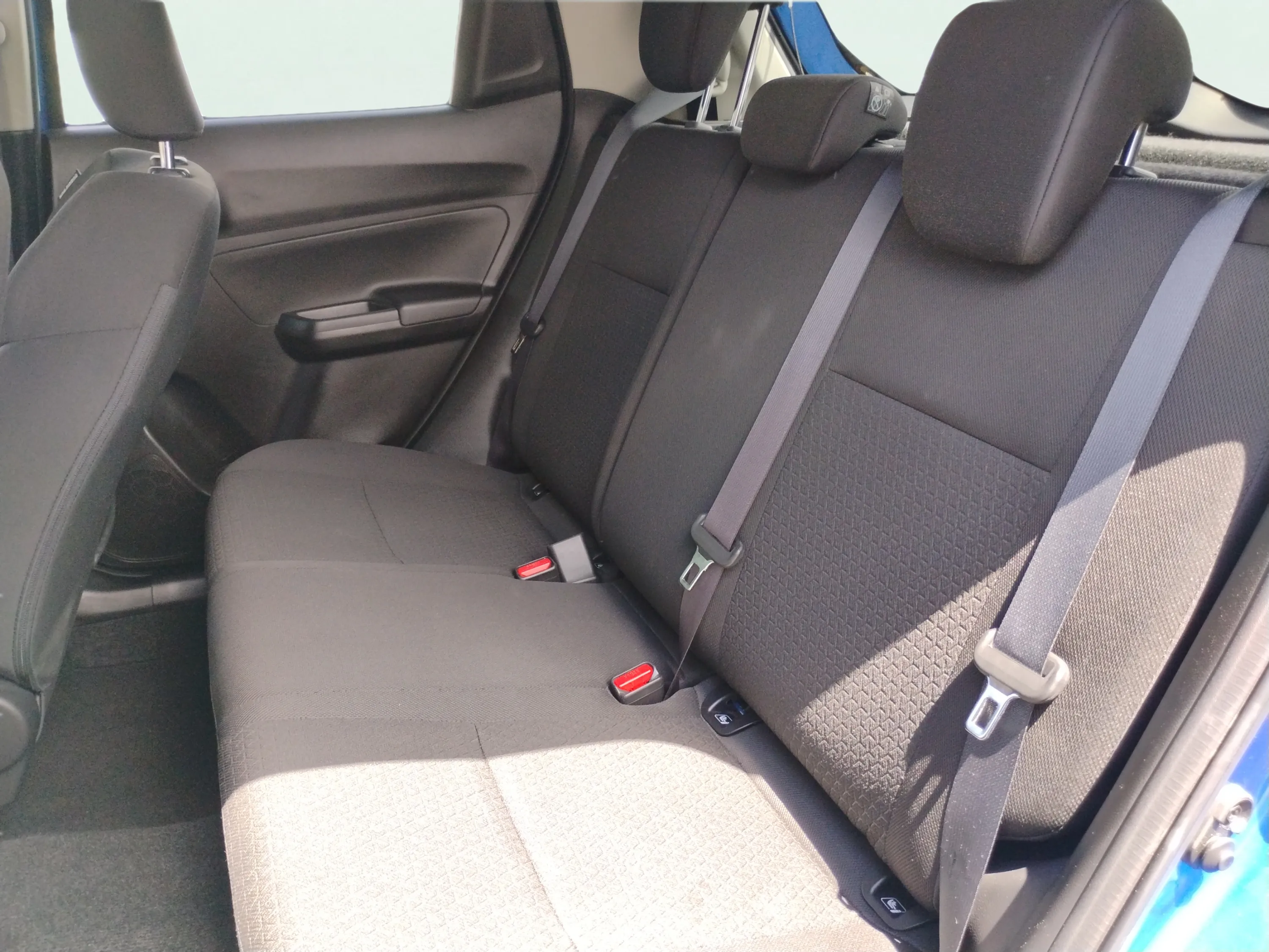 Suzuki Swift 1.2 GLE Mild Hybrid - foto 23