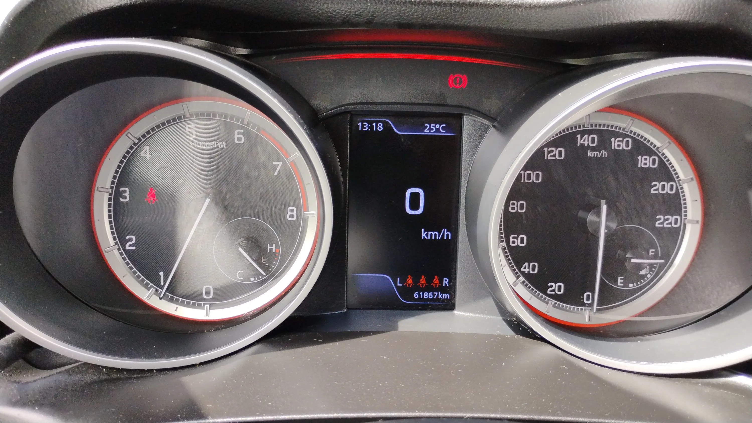 Suzuki Swift 1.2 GLE Mild Hybrid - foto 18