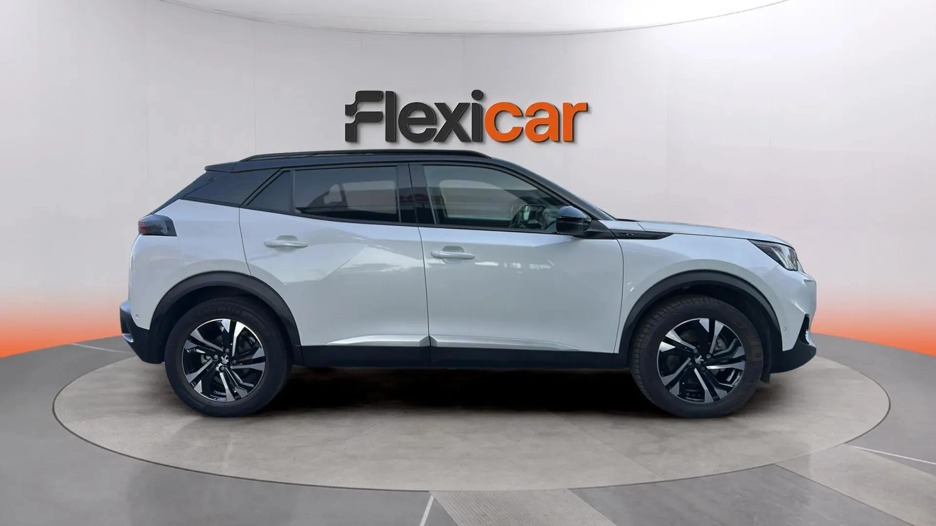 Peugeot 2008 Eléctrico GT Line - foto 4
