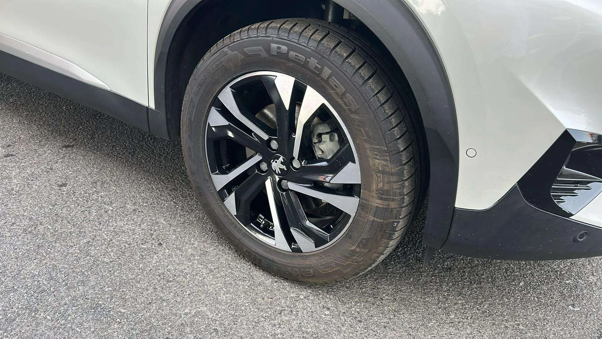 Peugeot 2008 Eléctrico GT Line - foto 16