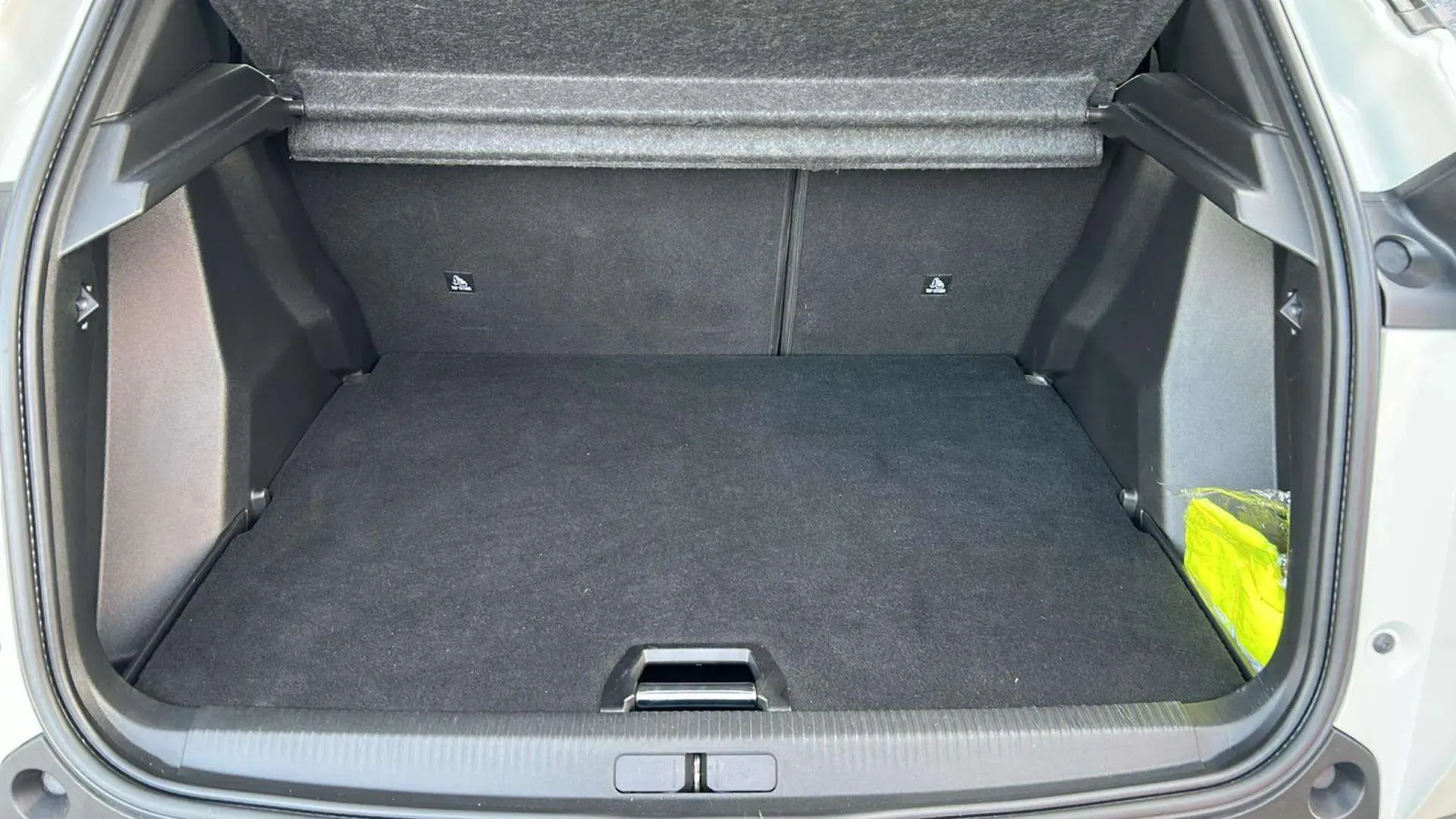 Peugeot 2008 Eléctrico GT Line - foto 13