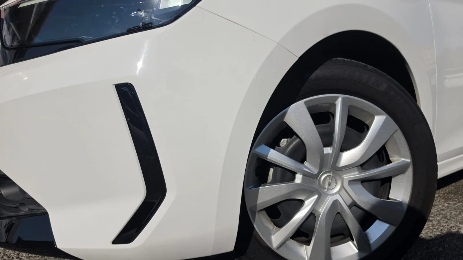 Opel Corsa 1.2 XEL Edition - foto 19