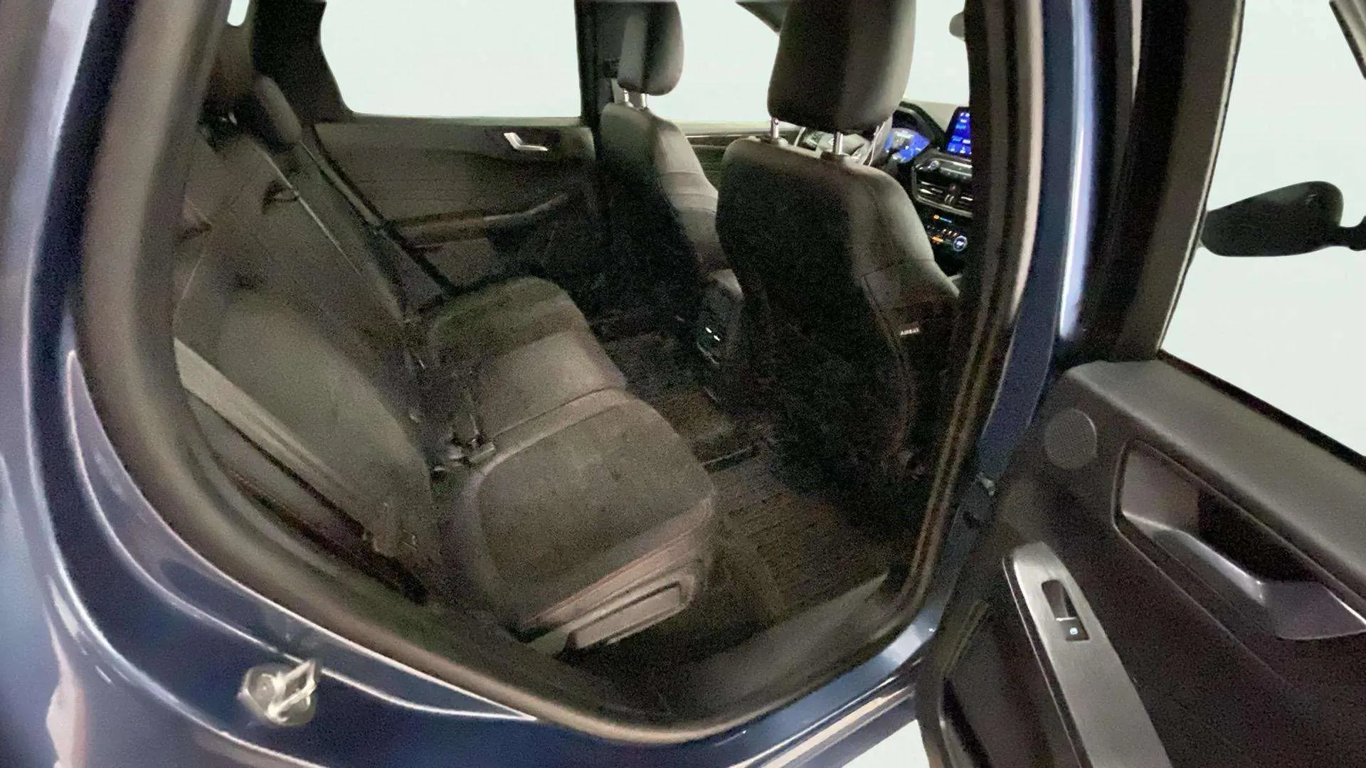 Ford Kuga ST-Line X 1.5T EcoBoost - foto 11