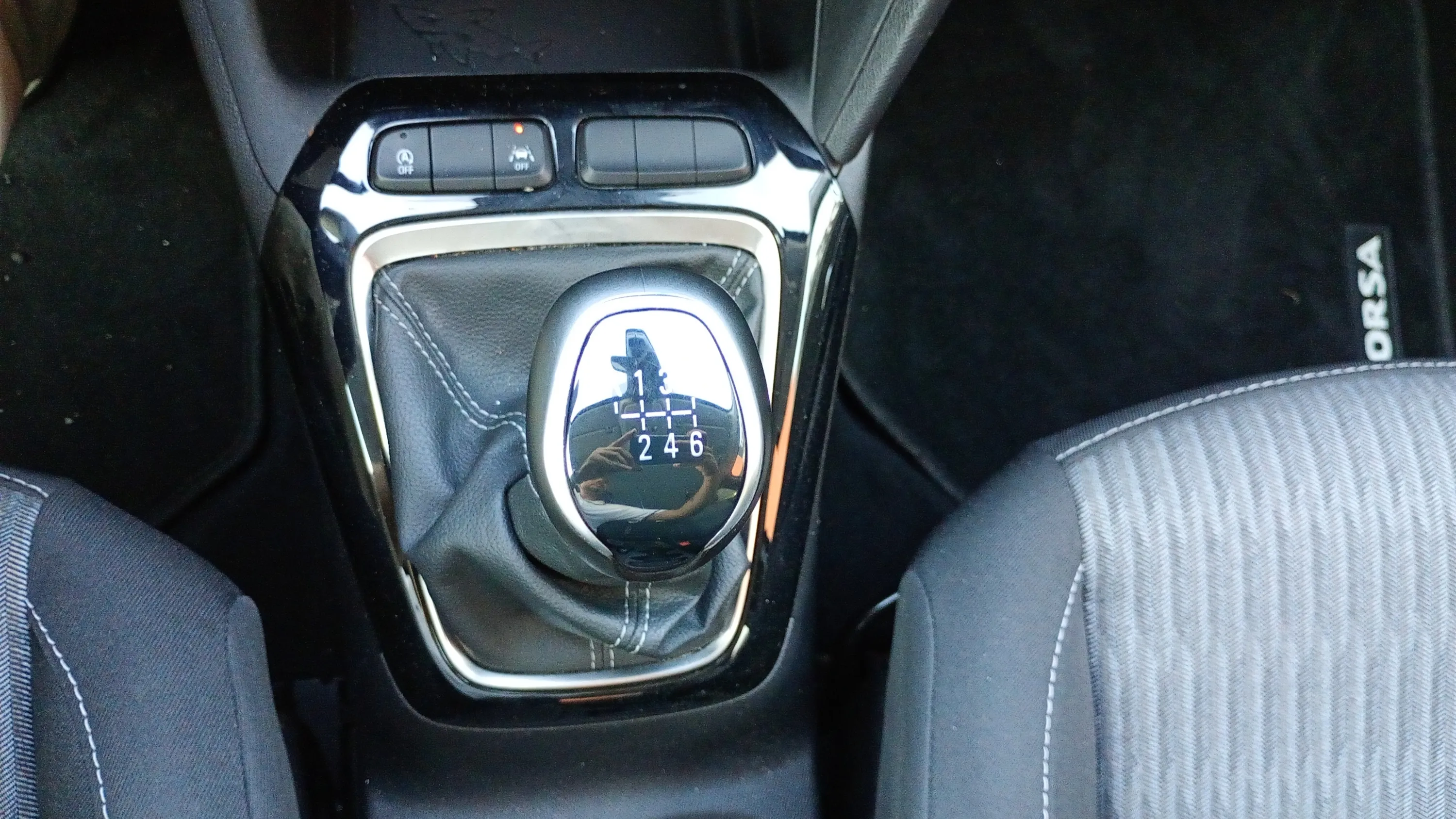 Opel Corsa 1.2T XHL Ultimate - foto 21