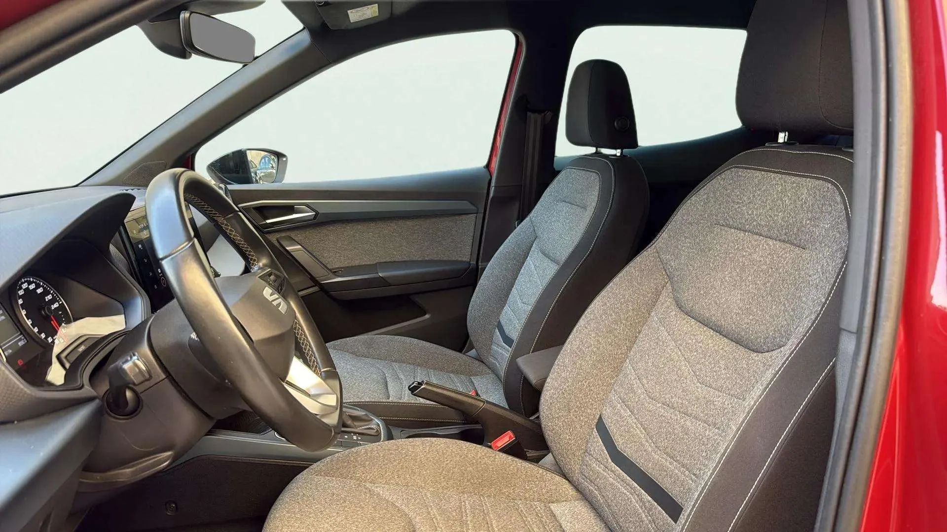SEAT Arona 1.0 TSI DSG Style - foto 13