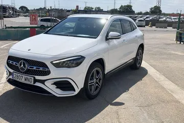 mercedes benz clase gla 250 e amg line hibrido no enchufable automatica arval barcelona 903000000272378
