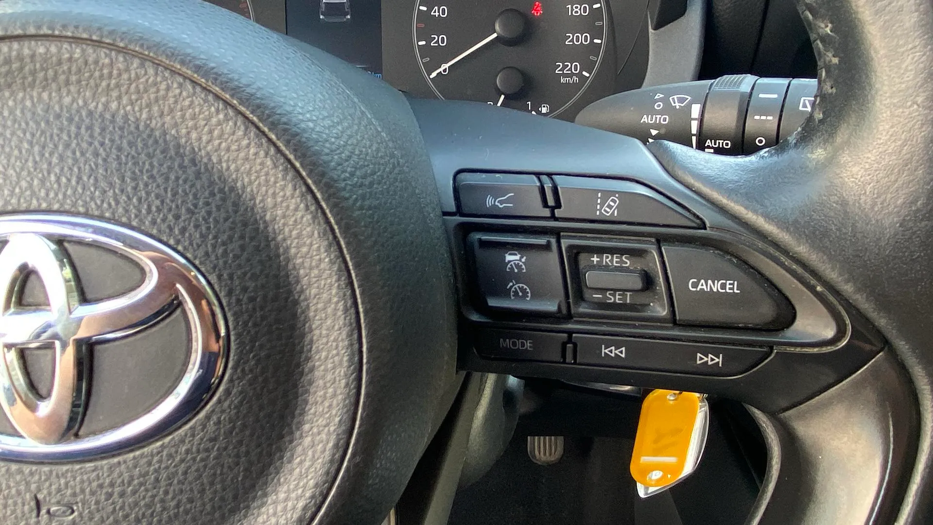 Toyota Yaris 1.5 125 S-Edition - foto 17