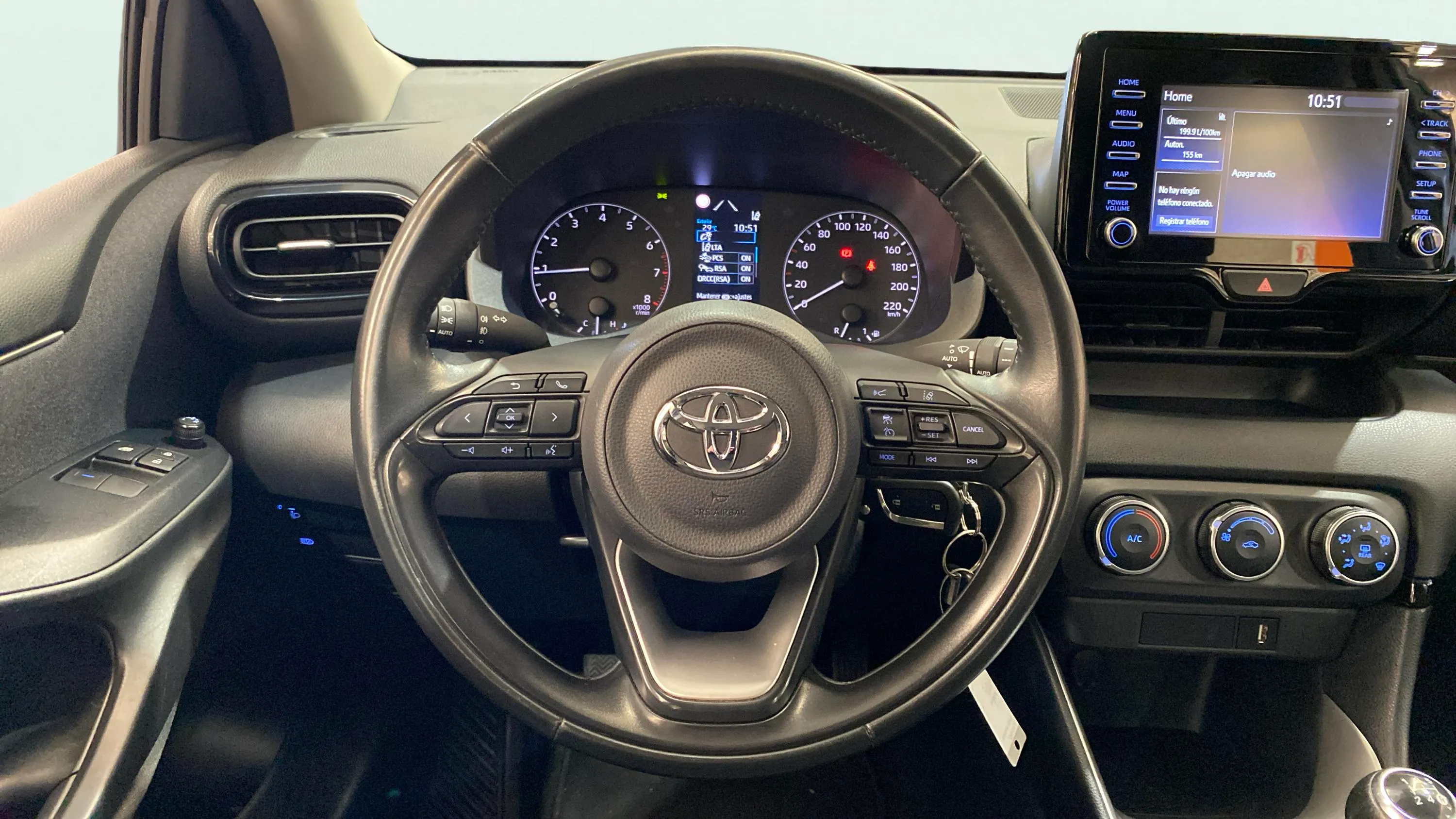 Toyota Yaris 1.0 Comfort - foto 17