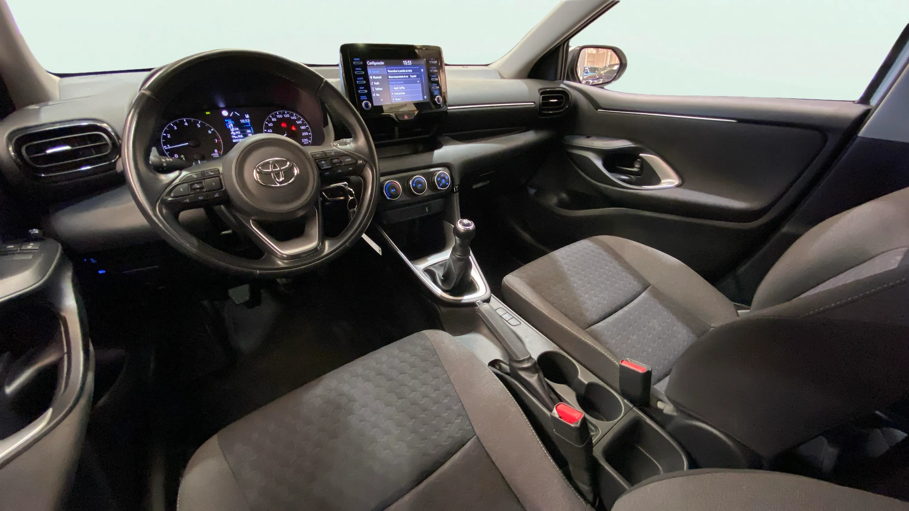 Toyota Yaris 1.0 Comfort - foto 29