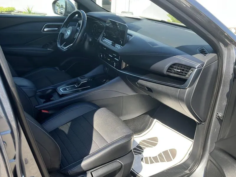 Nissan Qashqai DIG-T mHEV Xtronic Tekna - foto 32