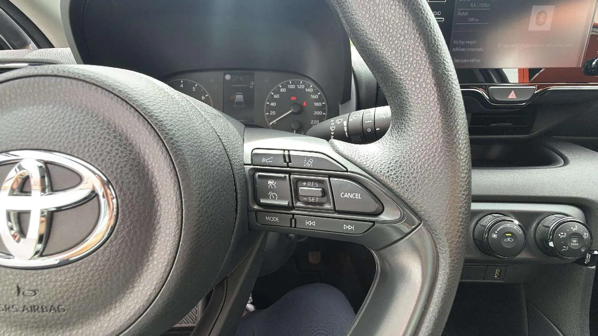 Toyota Yaris 1.5 125 S-Edition - foto 13