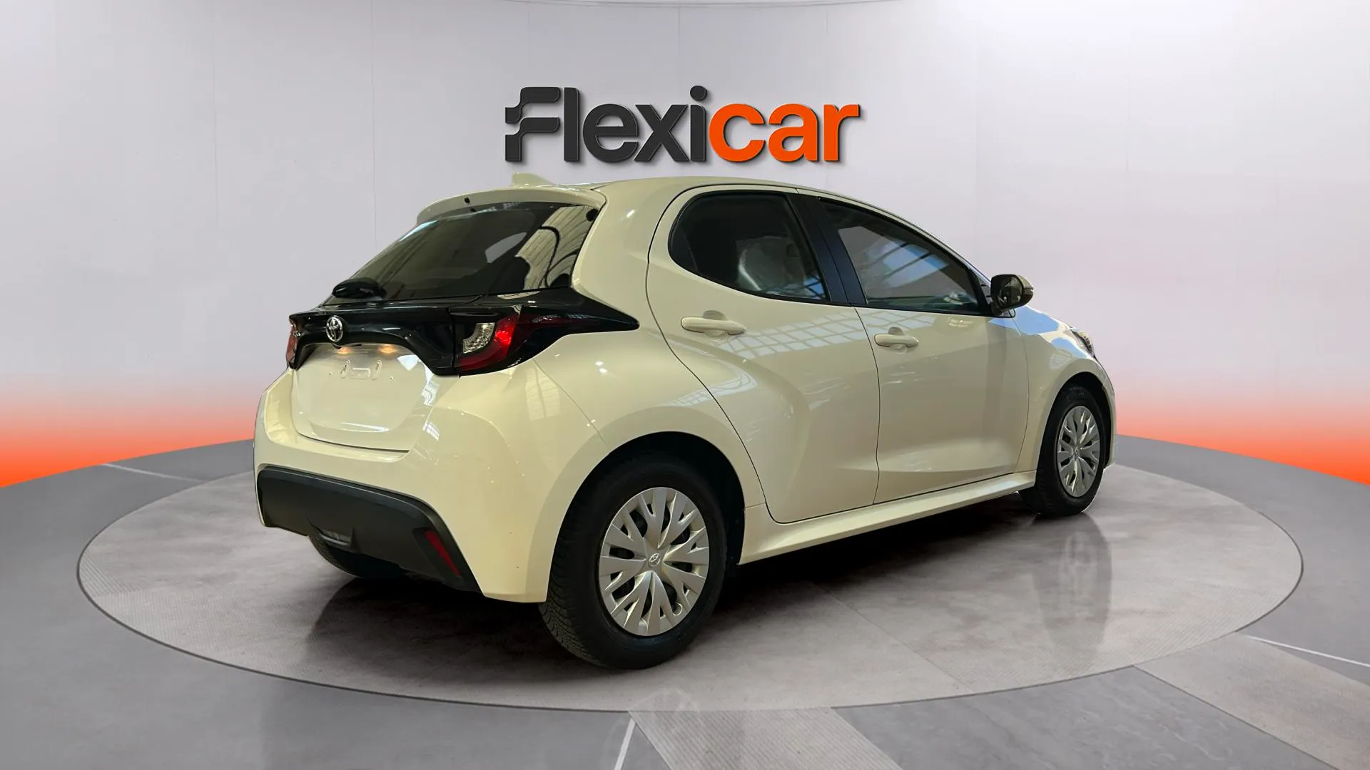 Toyota Yaris 1.5 125 S-Edition - foto 6