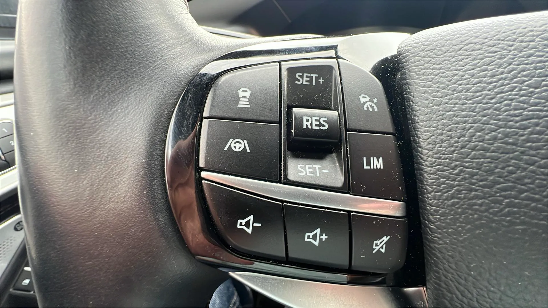 Ford Explorer 3.0 PHEV AWD Platinum - foto 13