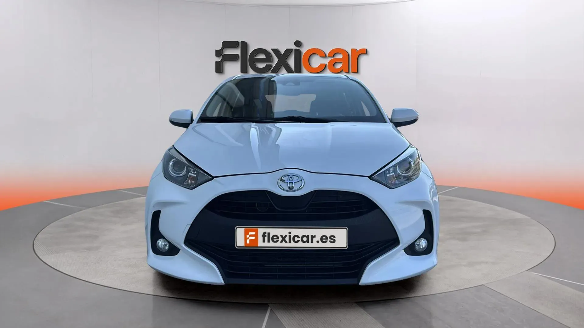 Toyota Yaris 1.0 70 Active - foto 2