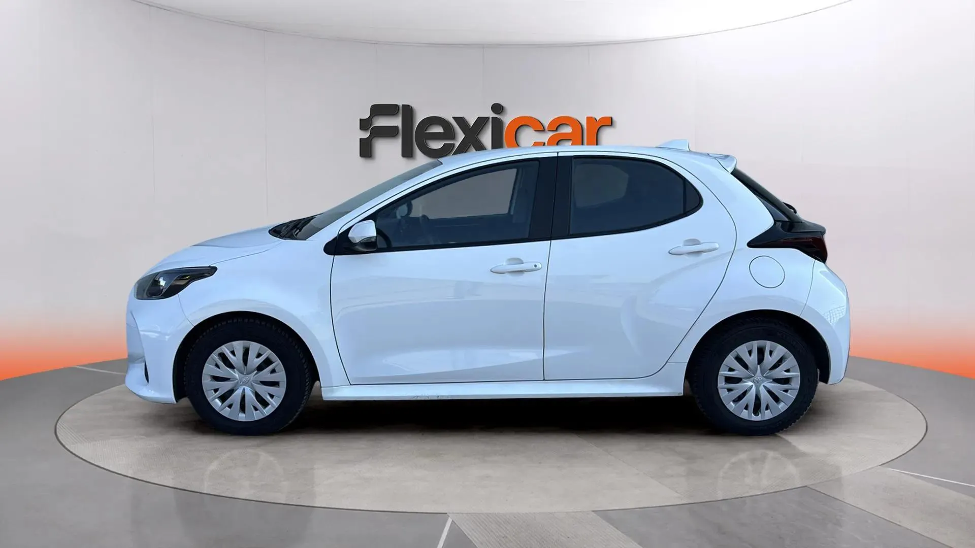 Toyota Yaris 1.0 70 Active - foto 5