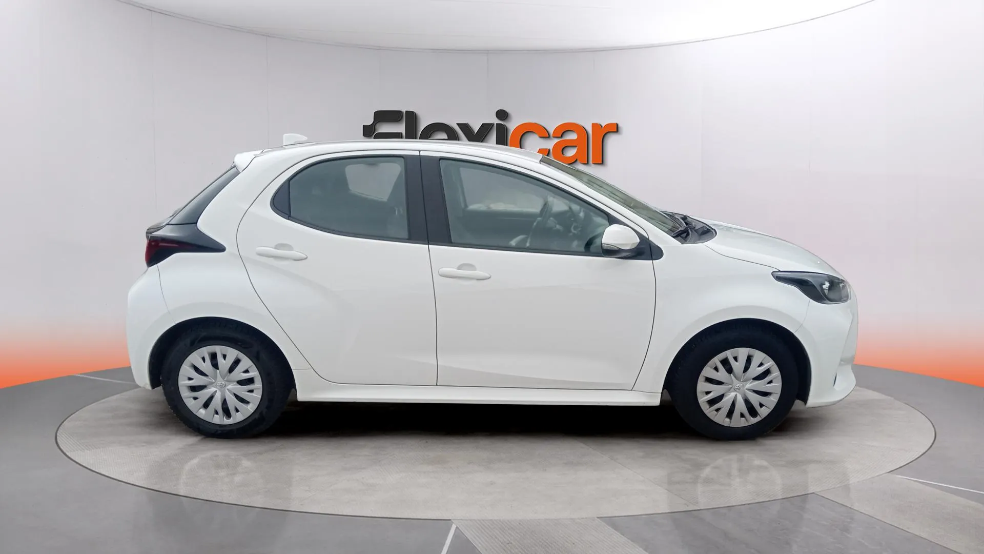 Toyota Yaris 1.5 125 S-Edition - foto 12