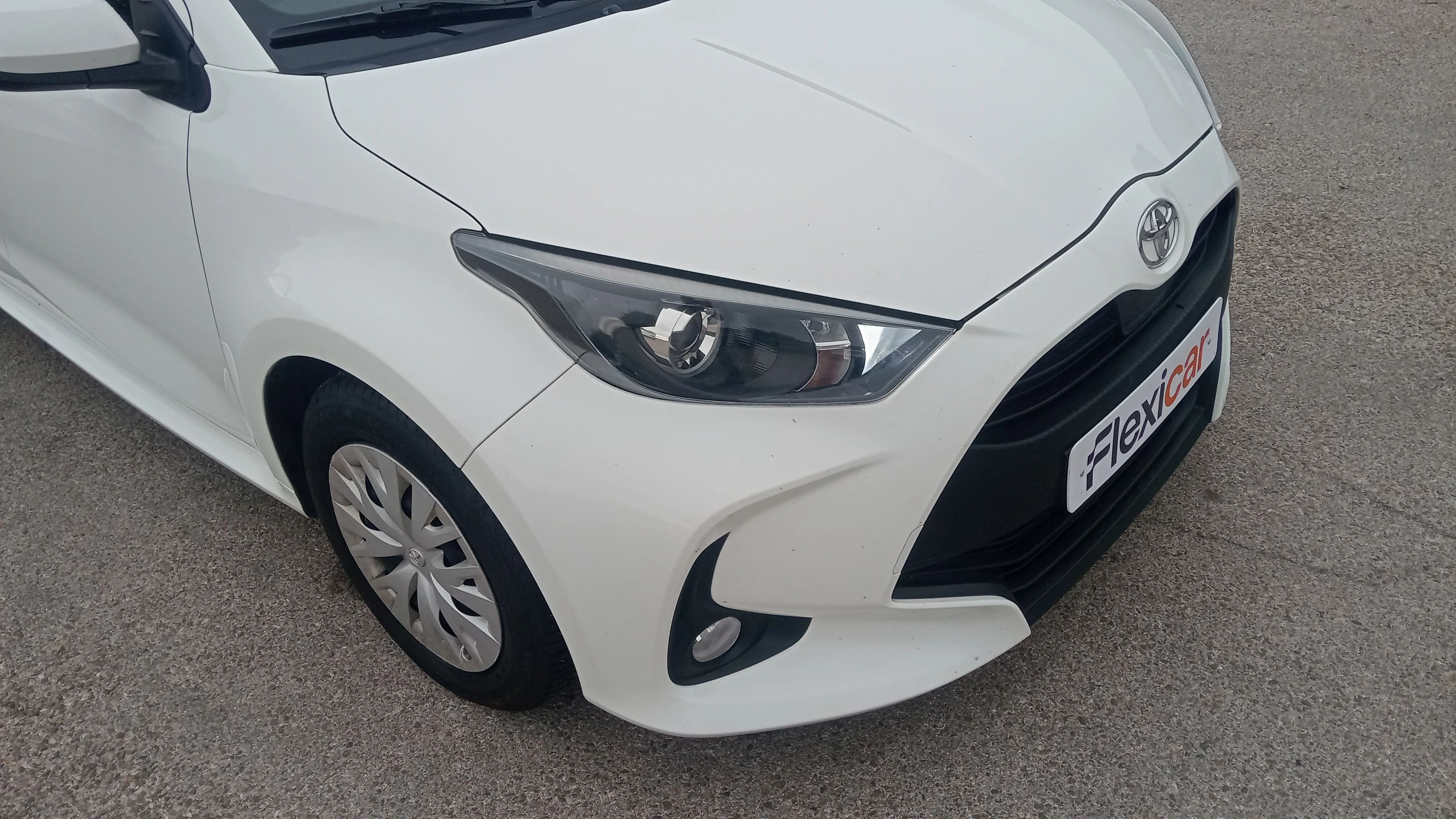 Toyota Yaris 1.5 125 S-Edition - foto 13