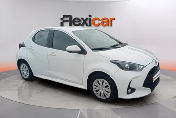 toyota yaris 15 120h active plus hibrido no enchufable automatica alcorcon grande 903000000272408