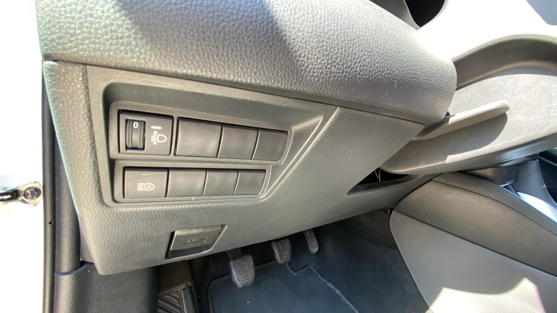 Toyota Yaris 1.0 70 Active - foto 19