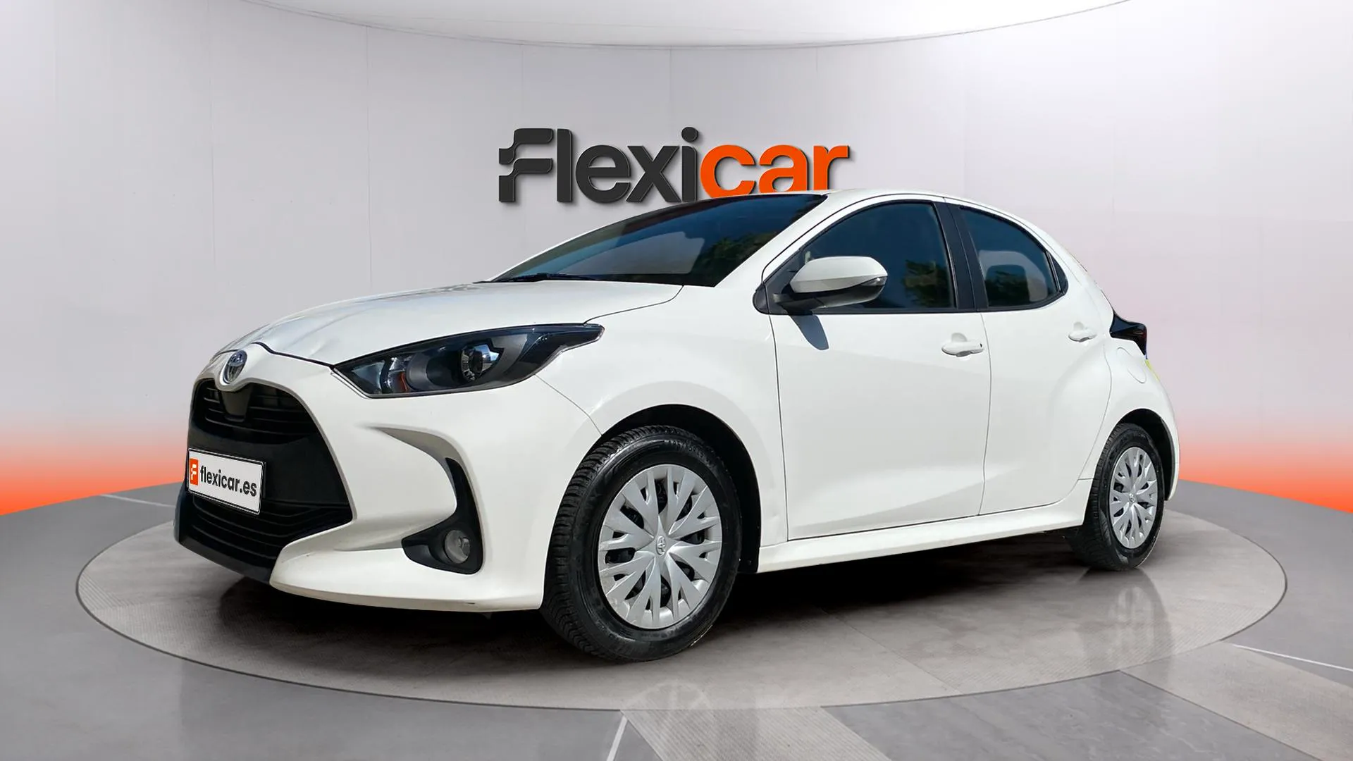 Toyota Yaris 1.0 70 Active - foto 2