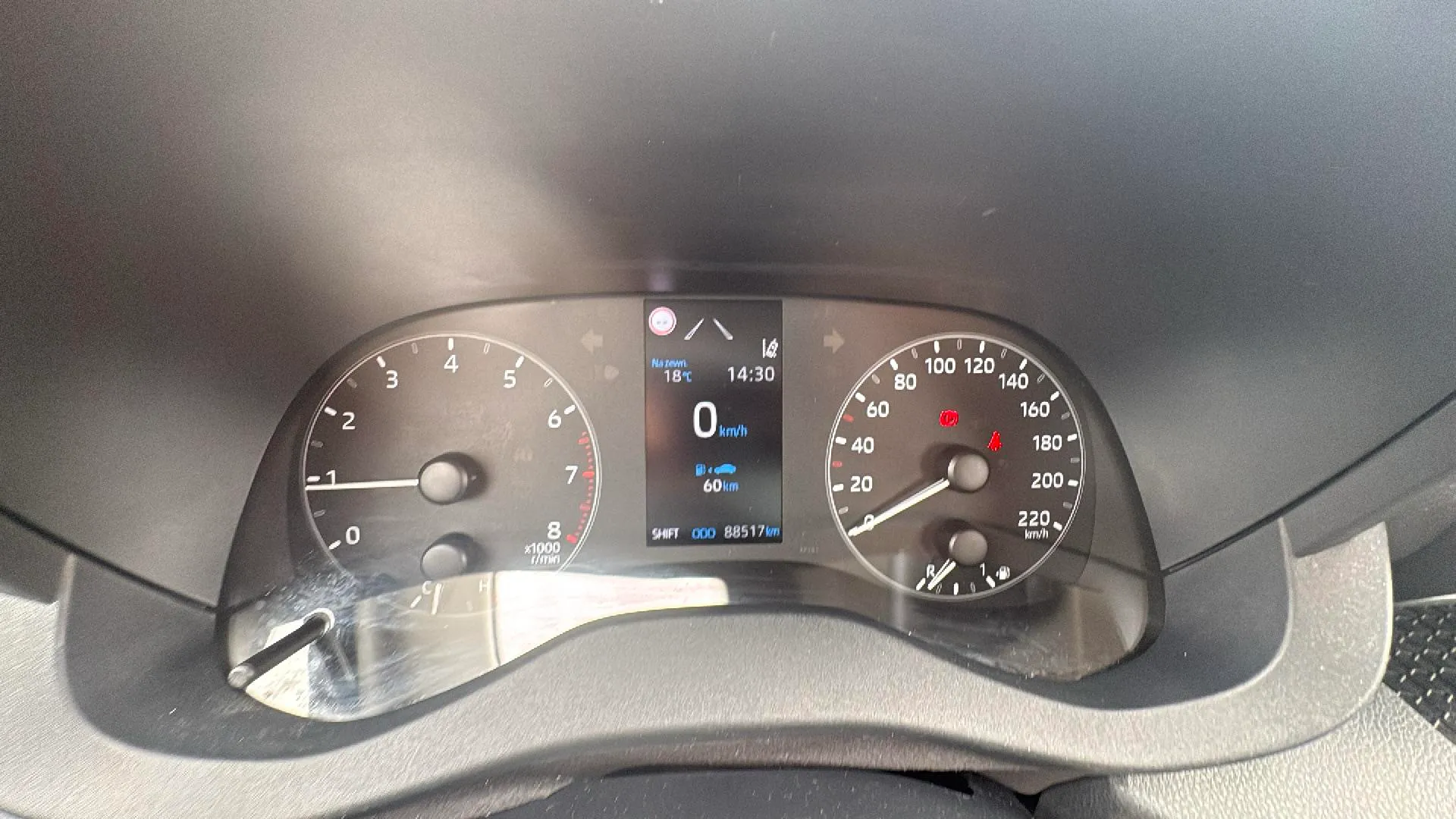 Toyota Yaris 1.0 Confort - foto 10