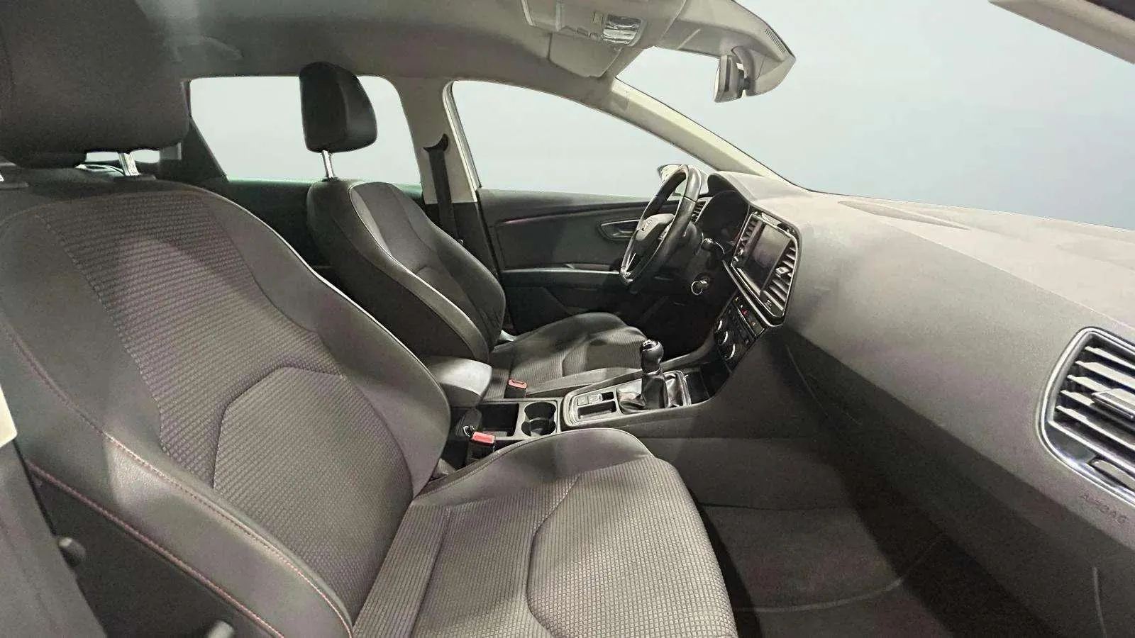 SEAT León ST 1.8 TSI FR Plus - foto 17