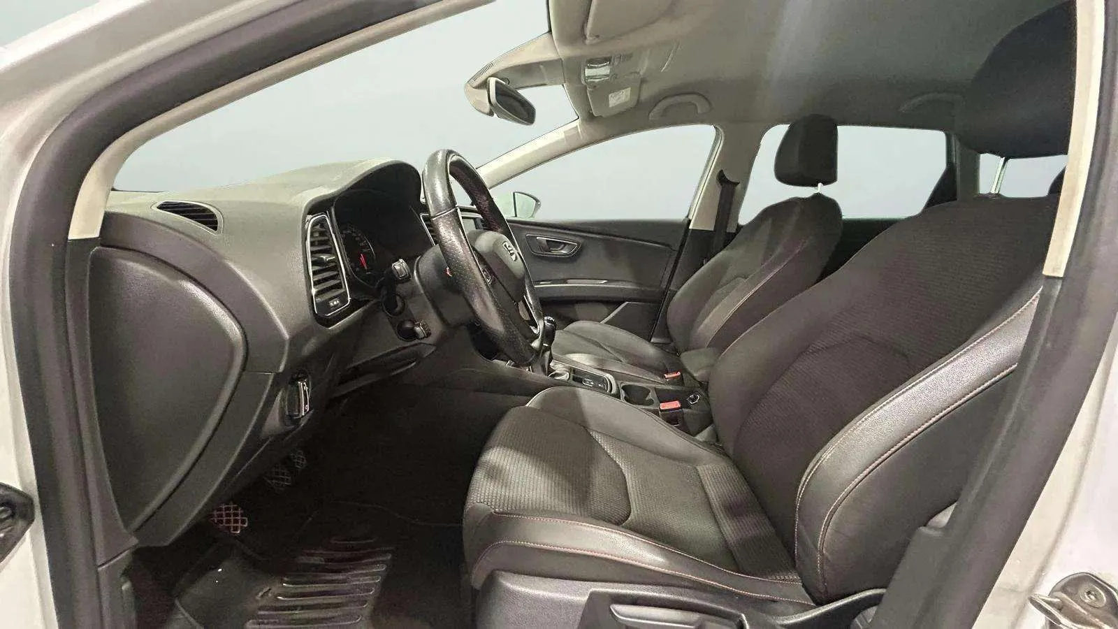 SEAT León ST 1.8 TSI FR Plus - foto 14