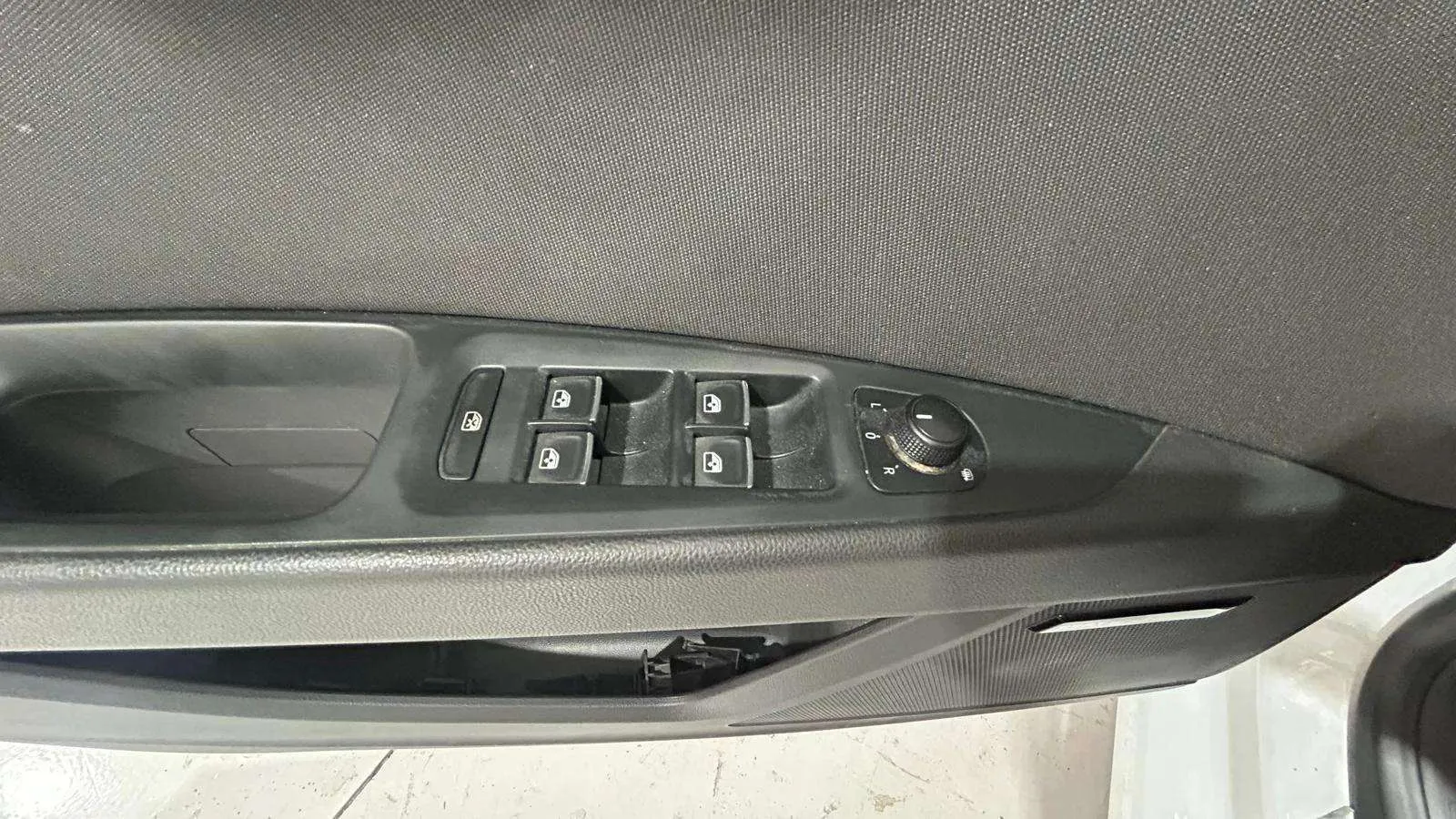 SEAT León ST 1.8 TSI FR Plus - foto 22