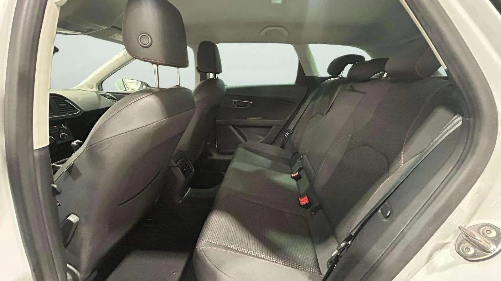 SEAT León ST 1.8 TSI FR Plus - foto 15