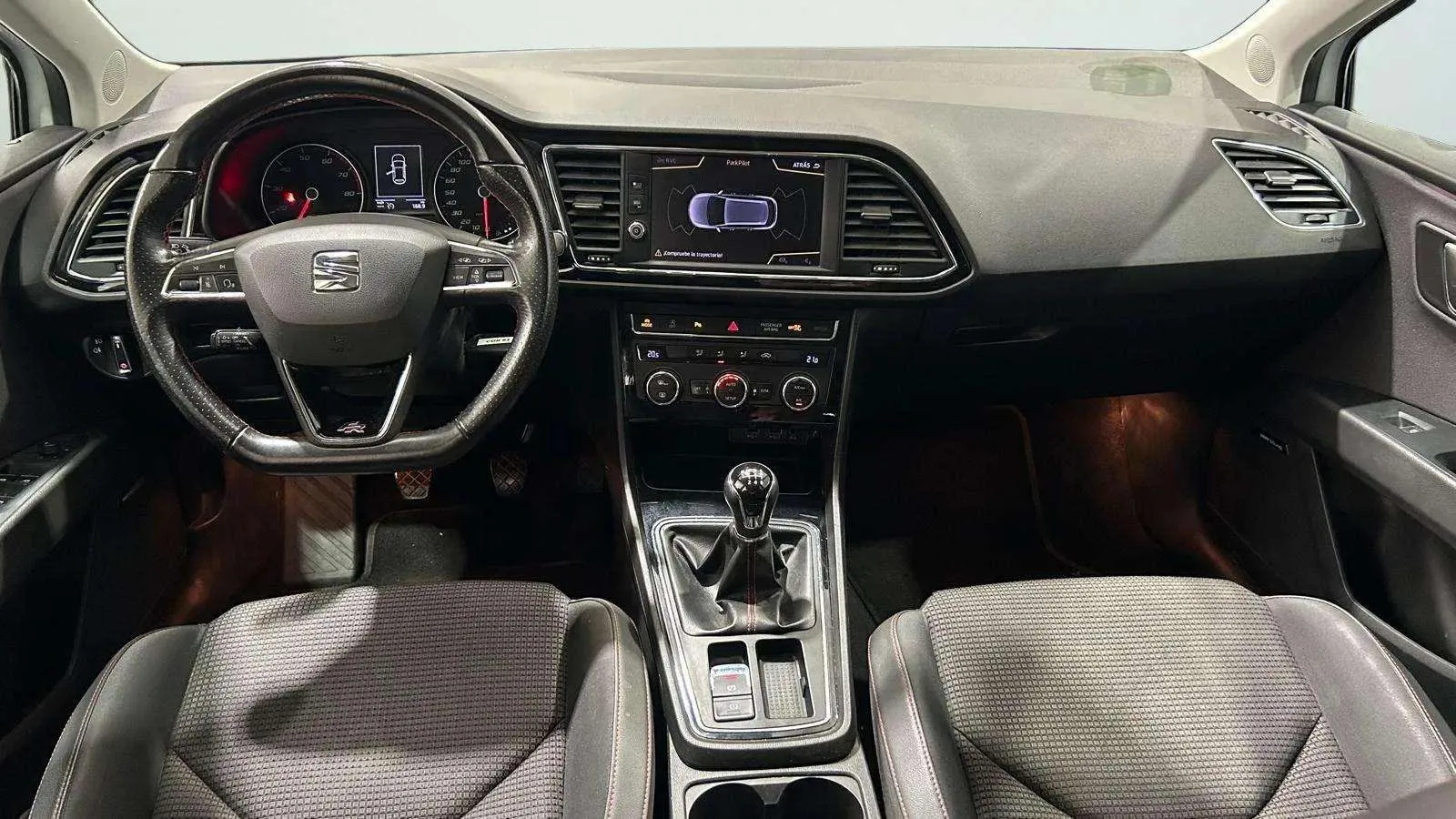SEAT León ST 1.8 TSI FR Plus - foto 9