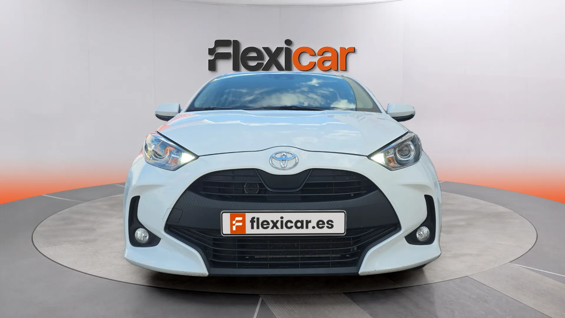 Toyota Yaris 1.0 70 Active Tech - foto 2