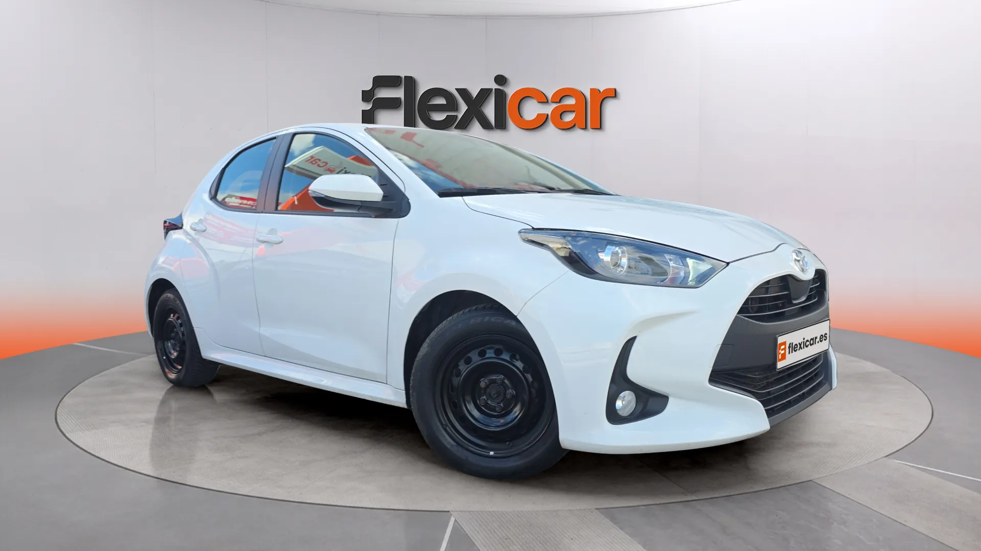 Toyota Yaris 1.0 70 Active Tech - foto 1