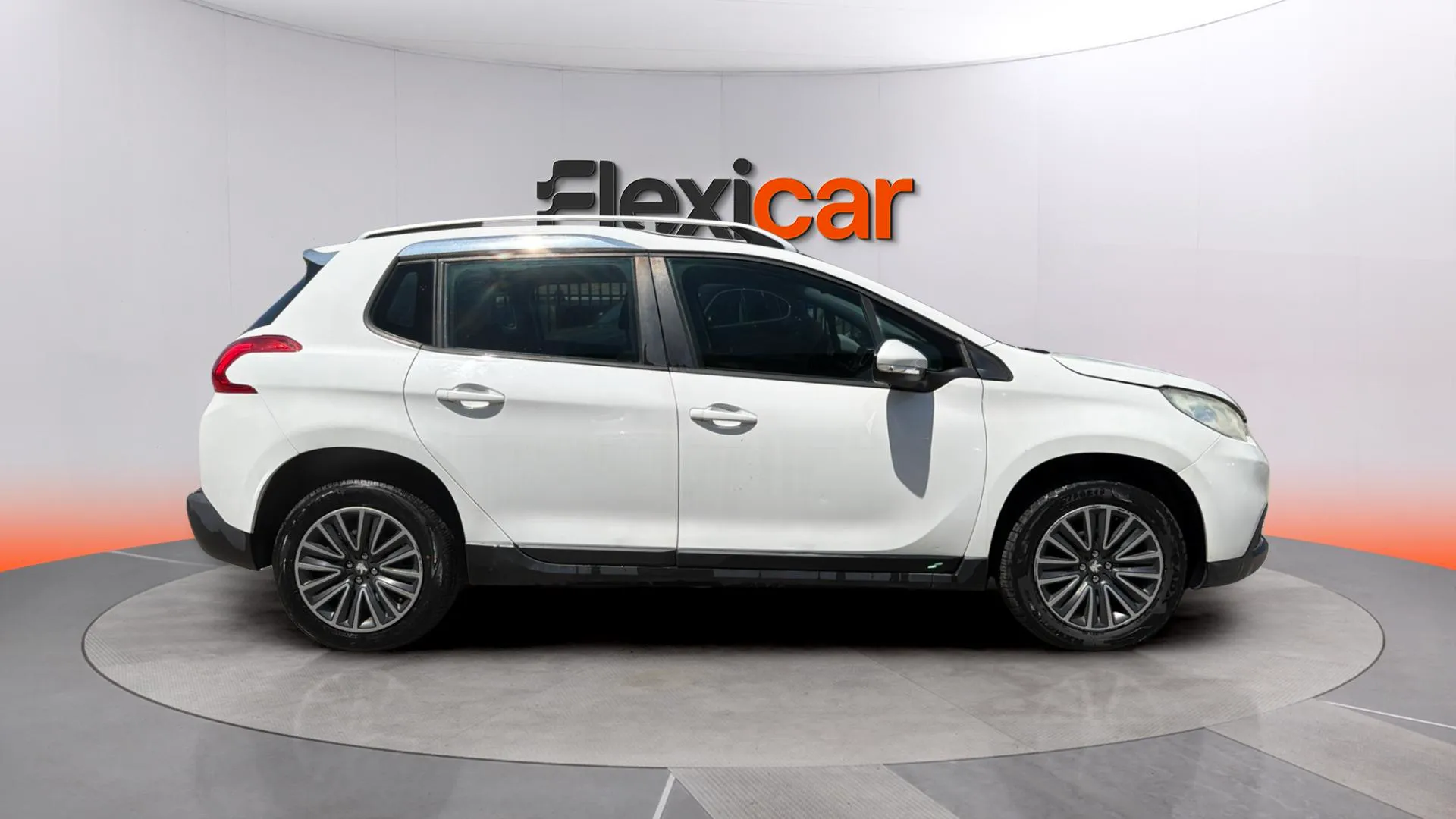 Peugeot 2008 Allure 1.6 BlueHDi - foto 3