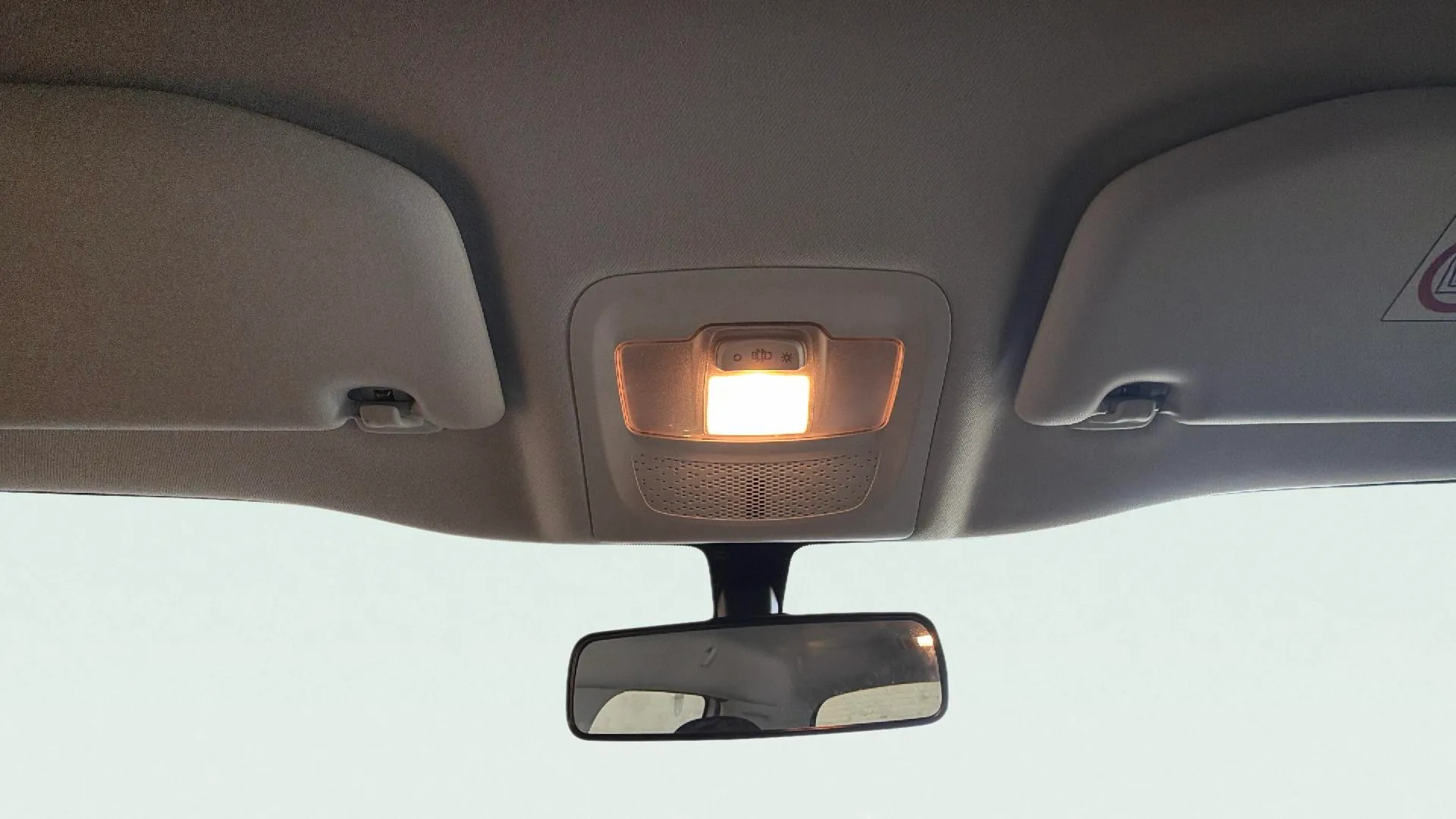 Peugeot 2008 Allure 1.6 BlueHDi - foto 21