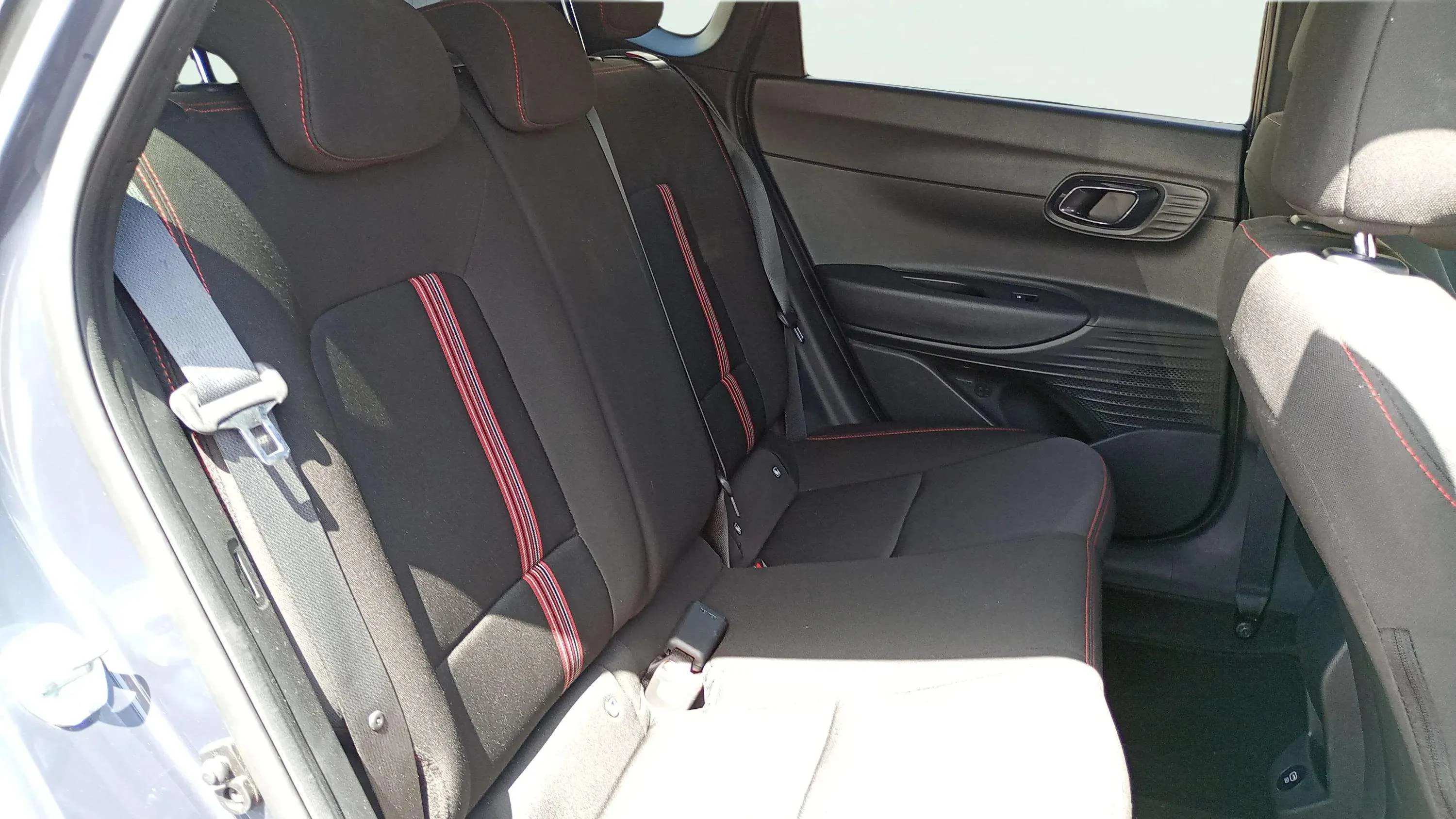 Hyundai i20 1.2 MPI N Line - foto 16