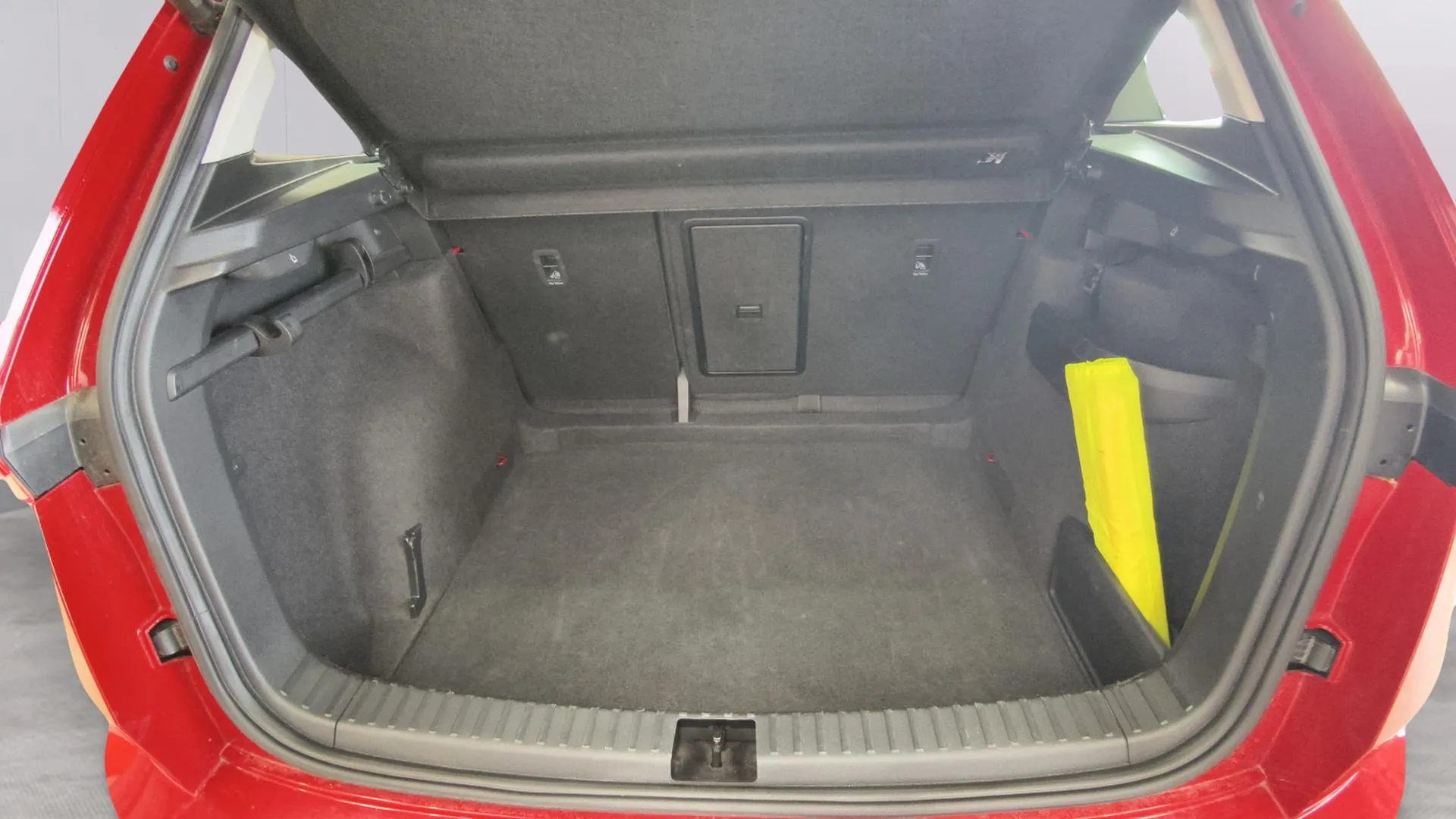 Škoda Karoq 1.5 TSI DSG ACT Selection - foto 15