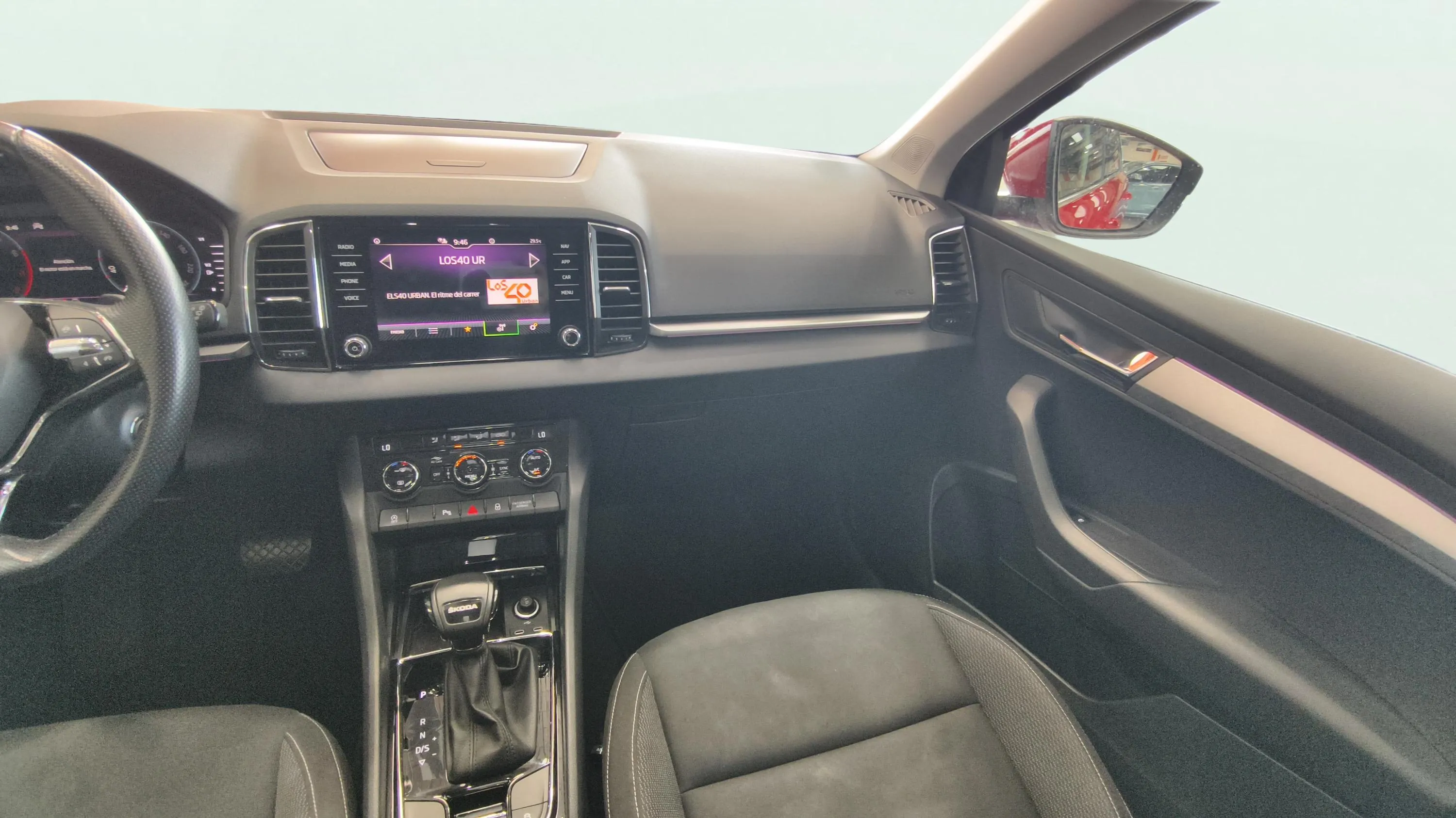 Škoda Karoq 1.5 TSI DSG ACT Selection - foto 9
