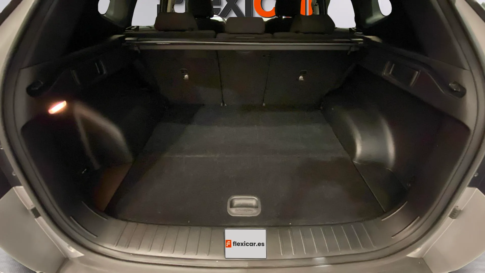 Hyundai Tucson 1.6 CRDi 48V Tecno DCT 2C - foto 9