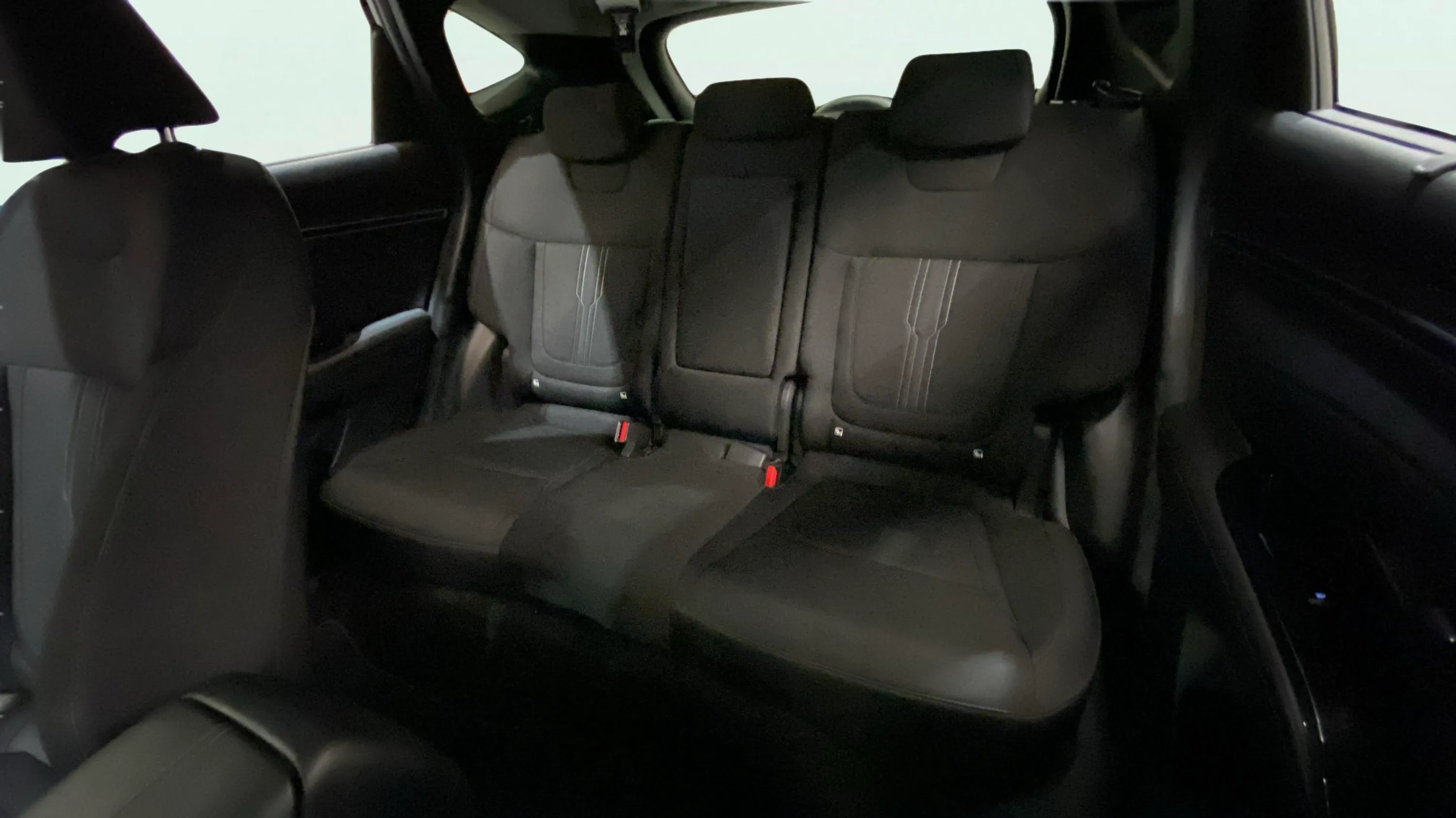 Hyundai Tucson 1.6 CRDi 48V Tecno DCT 2C - foto 12