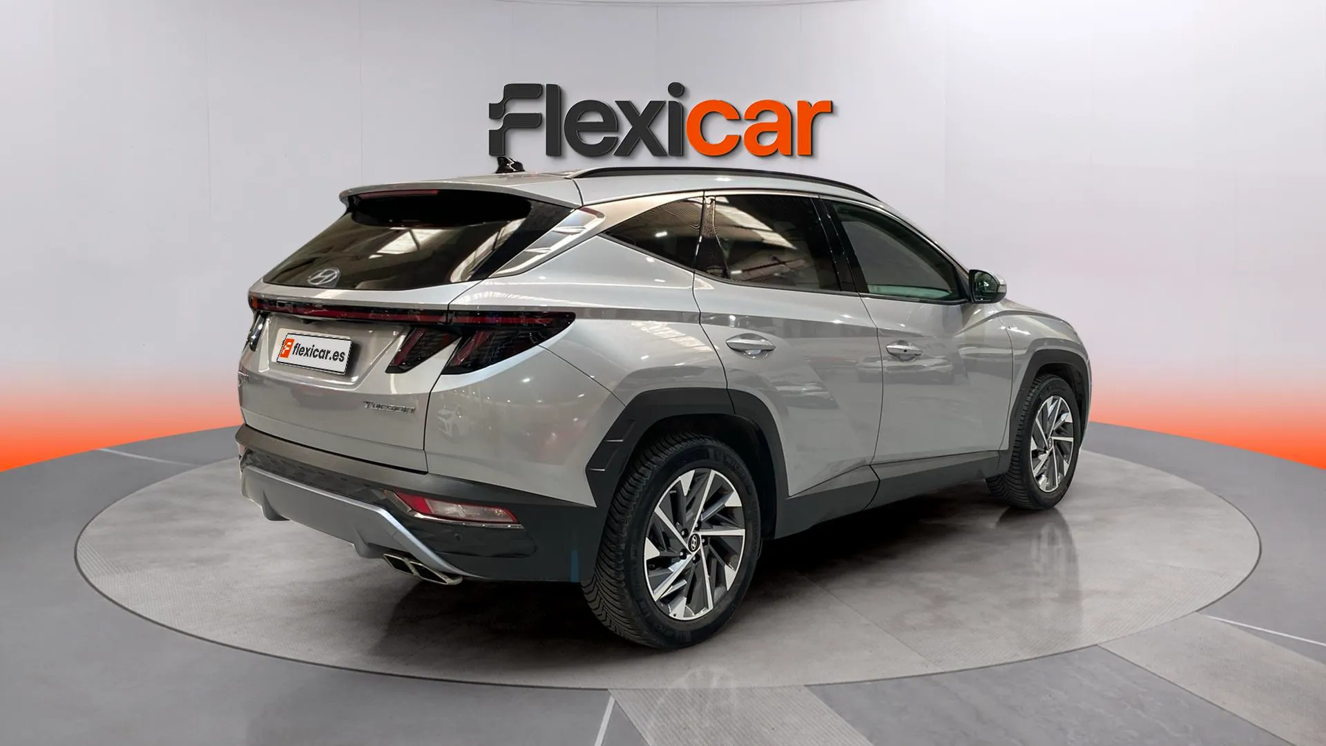 Hyundai Tucson 1.6 CRDi 48V Tecno DCT 2C - foto 8