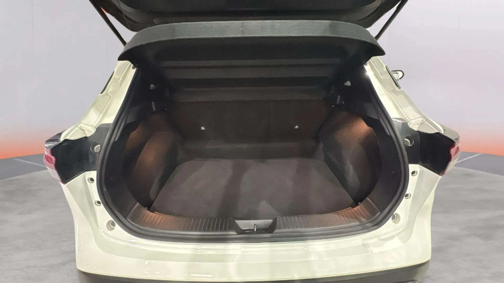 Nissan Qashqai DIG-T mHEV 4x2 Acenta - foto 9