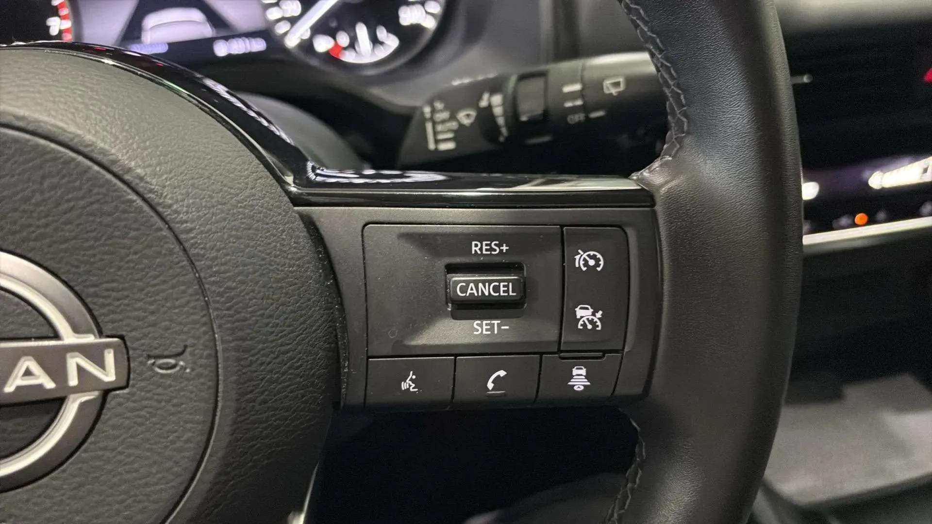 Nissan Qashqai DIG-T mHEV 4x2 Acenta - foto 20