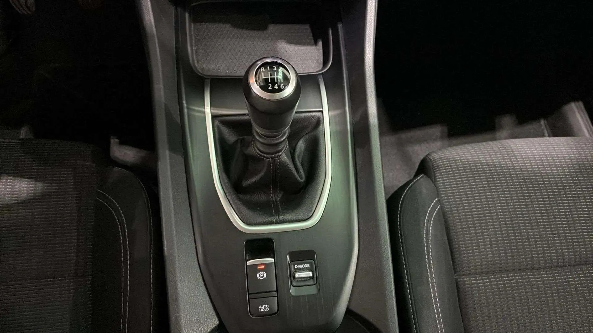 Nissan Qashqai DIG-T mHEV 4x2 Acenta - foto 11